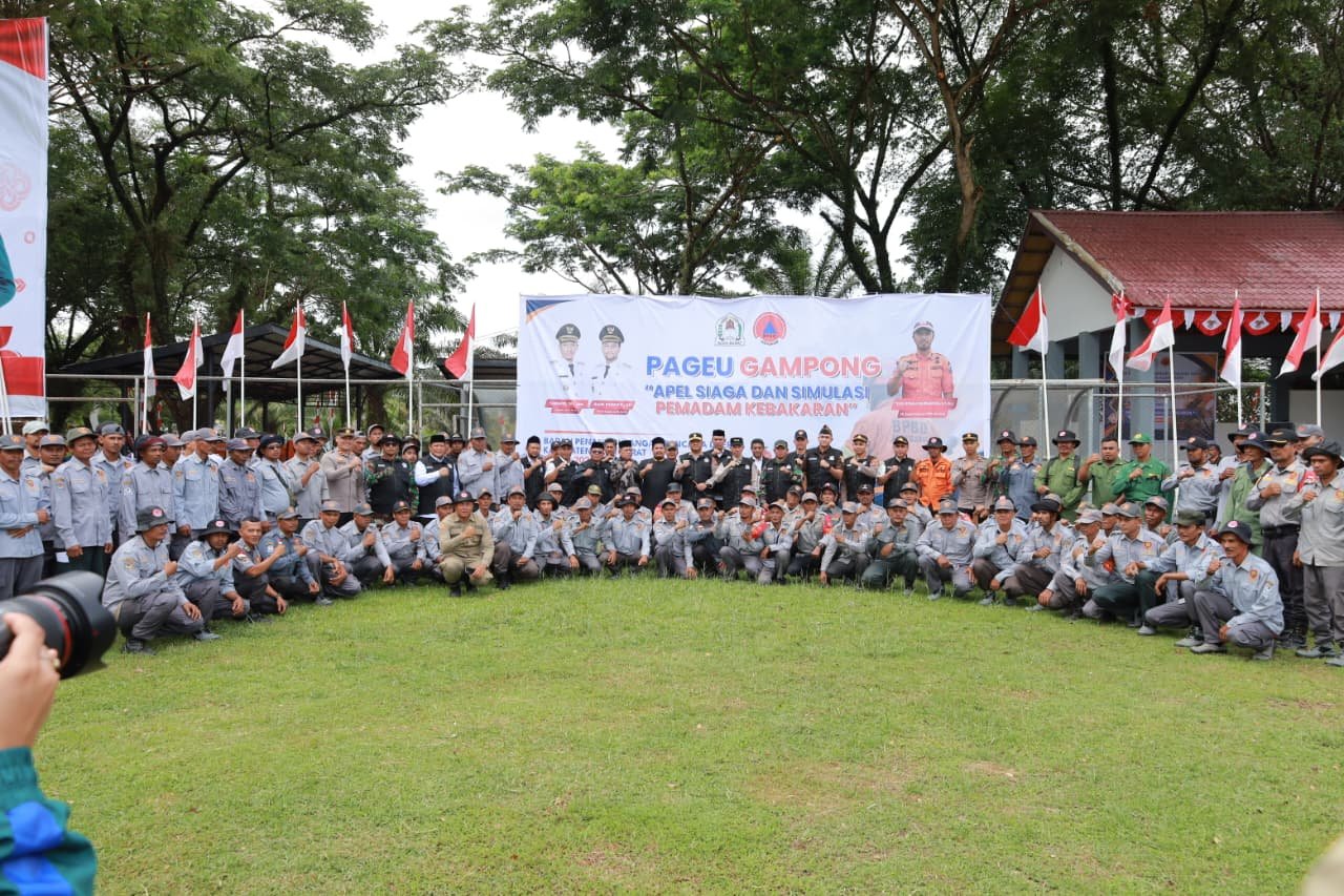 Pageu gampong "Apel Siaga dan Simulasi Pemadam Kebakaran